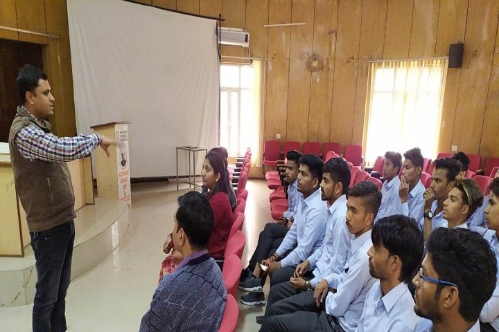Gurukul Pharmacy College campus in Kota, Rajasthan, India — photo 3
