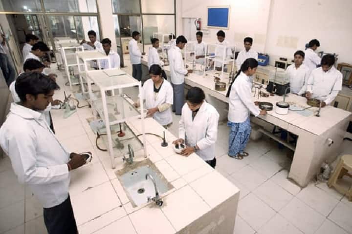 Gurukul Pharmacy College campus in Kota, Rajasthan, India — photo 5