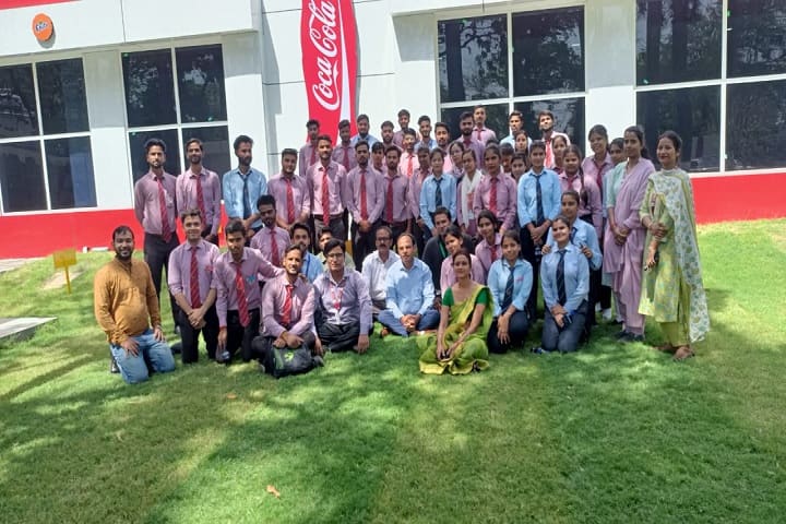 Rajshree Law College campus in Bareilly, Uttar Pradesh, India — photo 3