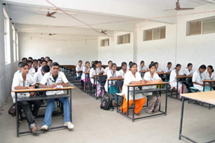 Gulabrao Patil College of Pharmacy campus in Miraj, Maharashtra, India — photo 1
