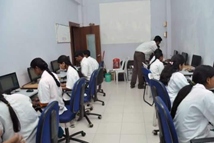 Gulabrao Patil College of Pharmacy campus in Miraj, Maharashtra, India — photo 3
