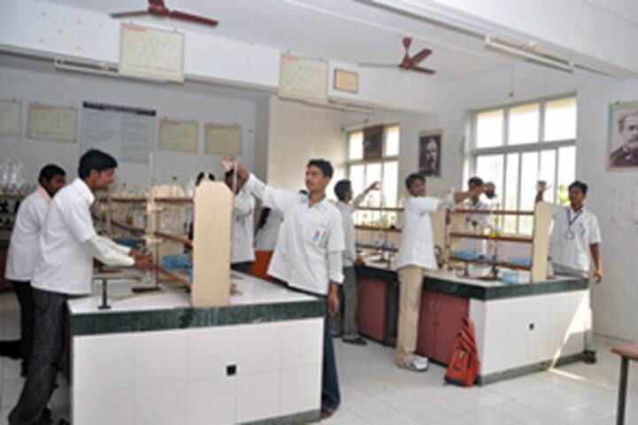 Gulabrao Patil College of Pharmacy campus in Miraj, Maharashtra, India — photo 4