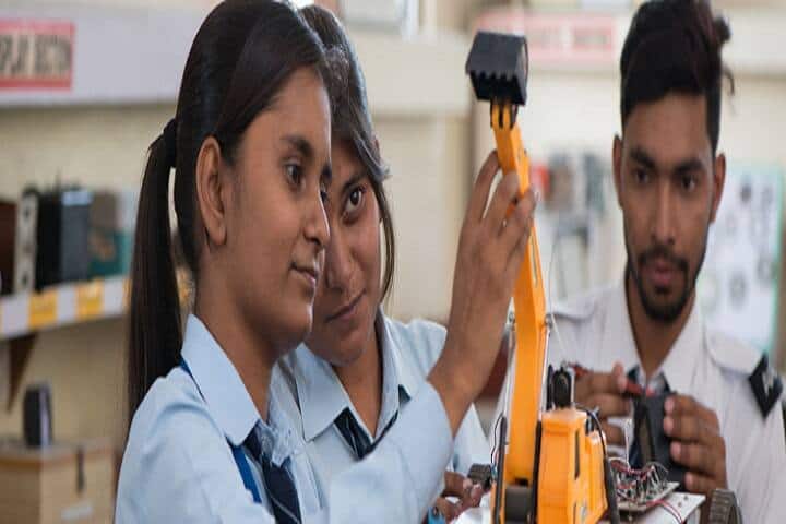 Lucknow Institute of Technology campus in Lucknow, Uttar Pradesh, India — photo 5