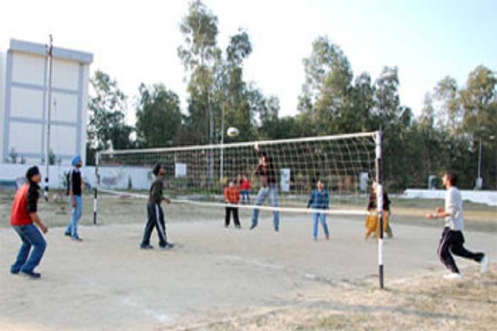 Rayat Bahra College of Nursing campus in Hoshiarpur, Punjab, India — photo 4