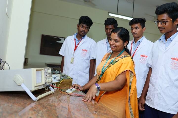 Sri Durgadevi Polytechnic College campus in Thiruvallur, Tamil Nadu, India — photo 5