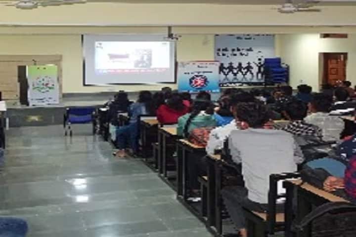 GRY Institute of Pharmacy campus in Khargone, Madhya Pradesh, India — photo 2