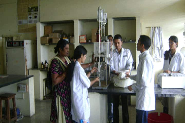 Government Pharmacy College campus in Bangalore, Karnataka, India — photo 3