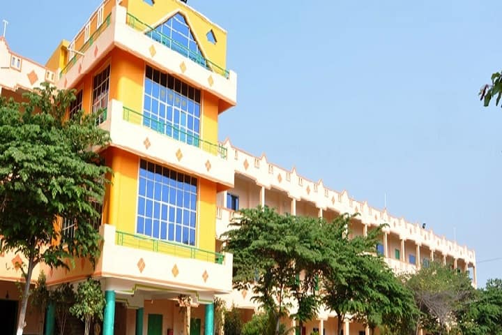 Sri Vinayaga Polytechnic College campus in Krishnagiri, Tamil Nadu, India — photo 1