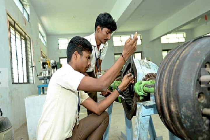 Sri Vignesh Polytechnic College campus in Tiruchirappalli, Tamil Nadu, India — photo 4