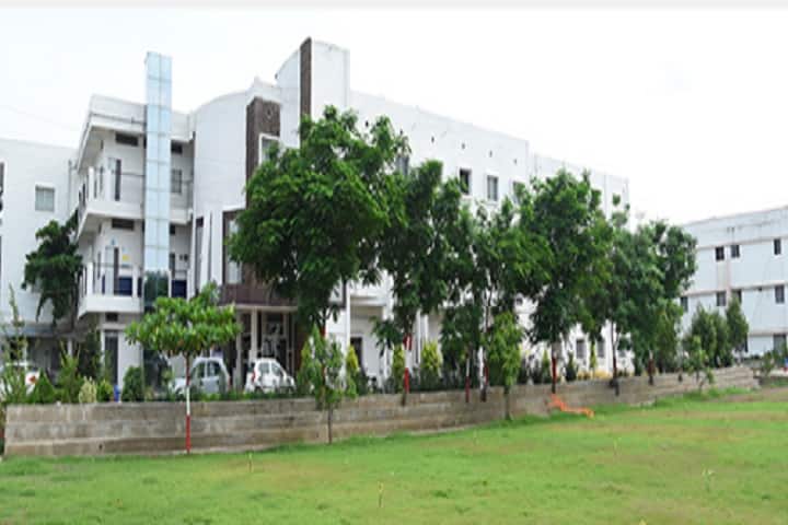 Apollo College of Physiotherapy campus in Anjora, Chhattisgarh, India — photo 1
