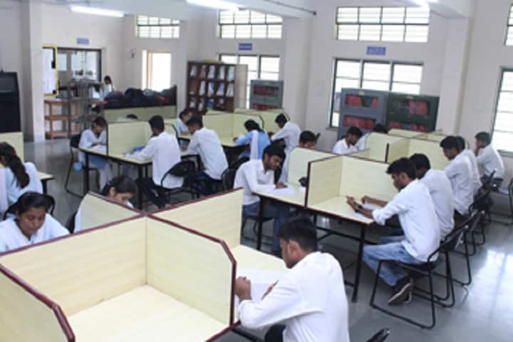 Government College of Pharmacy campus in Amravati, Maharashtra, India — photo 3