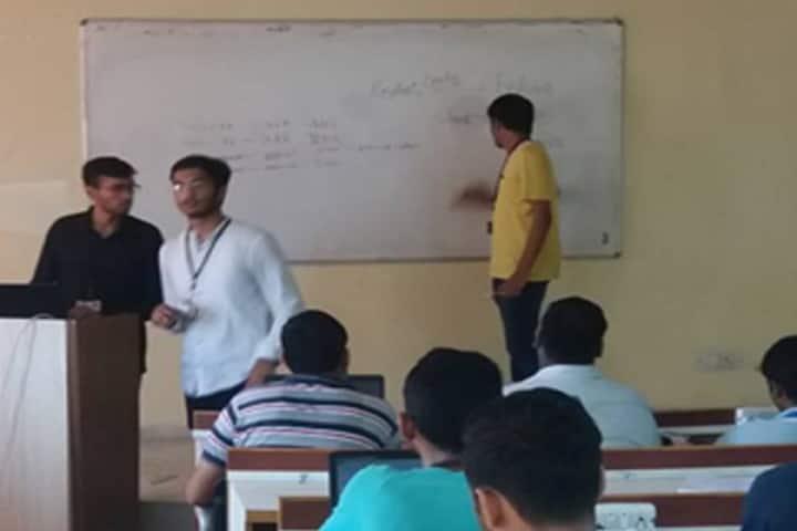 Apex Institute of Technology campus in Gharuan, Punjab, India — photo 2