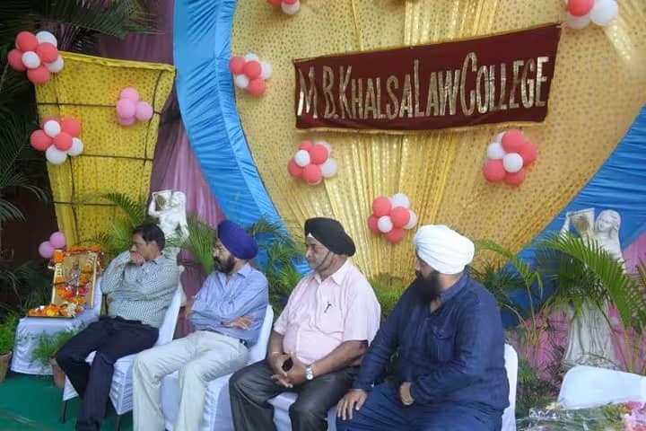 MB Khalsa Law College campus in Indore, Madhya Pradesh, India — photo 6