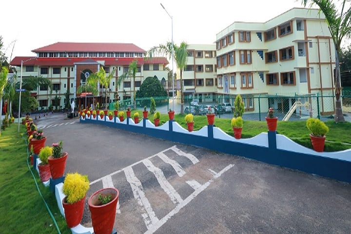 Mar Gregorios College of Law campus in Nalanchira, Kerala, India — photo 4