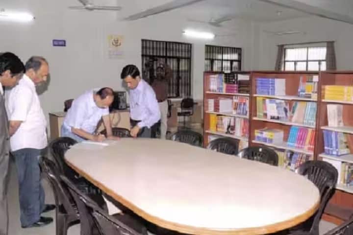 Maa Vaishno Devi Educational and Law College campus in Lucknow, Uttar Pradesh, India — photo 4