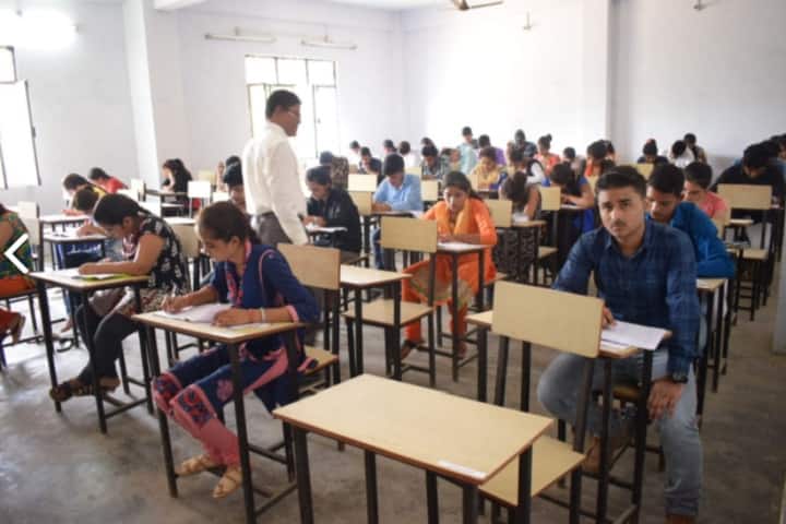 Lucknow Law College campus in Lucknow, Uttar Pradesh, India — photo 3