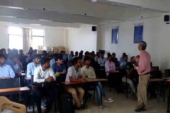 Dnyansadhana Institute of Pharmacy campus in Parbhani, Maharashtra, India — photo 2