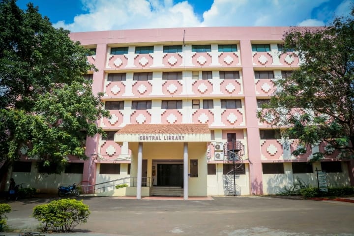 Karunya University campus in Coimbatore, Tamil Nadu, India — photo 4