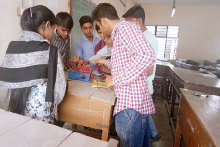 Government Polytechnic campus in Porbandar, Gujarat, India — photo 3
