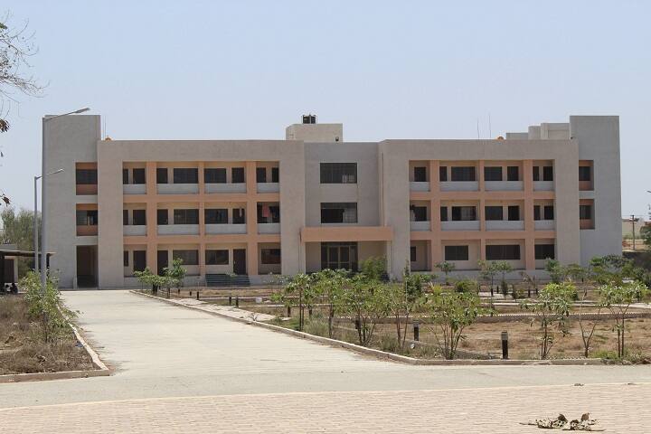 Government Polytechnic campus in Porbandar, Gujarat, India — photo 4