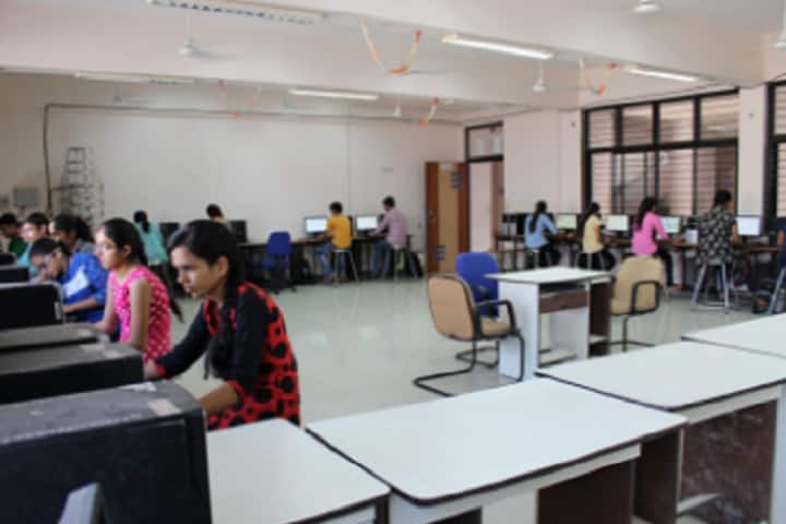 Government Polytechnic campus in Porbandar, Gujarat, India — photo 6