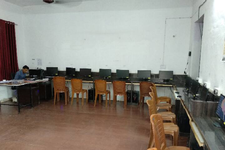 Divine College of Pharmacy campus in Nashik, Maharashtra, India — photo 2