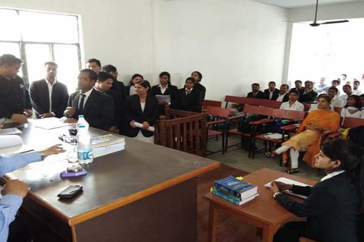 Narvadeshwar Vidhi Mahavidyalaya campus in Lucknow, Uttar Pradesh, India — photo 3