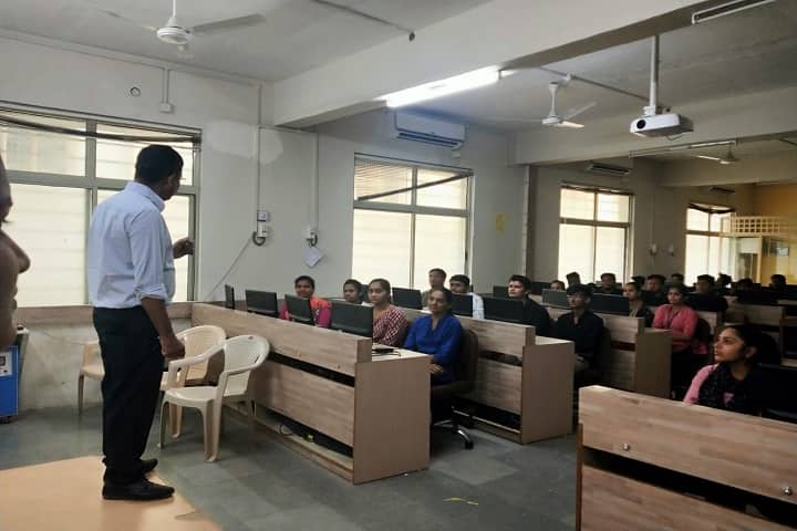 Shri Sarvajanik MSW BSW College campus in Mehsana, Gujarat, India — photo 2