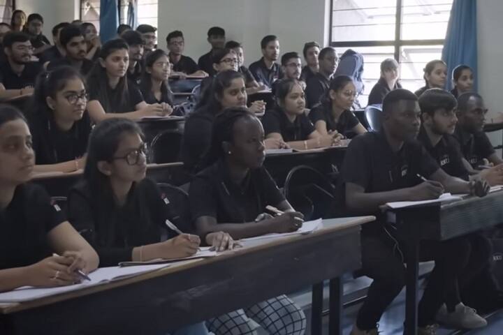 School of Management campus in Rajkot, Gujarat, India — photo 5