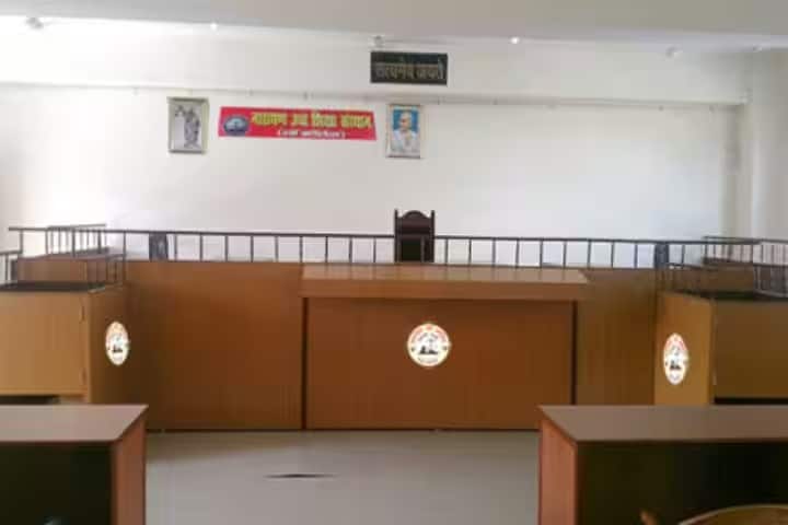 Narayan Law College campus in Allahabad, Uttar Pradesh, India — photo 5