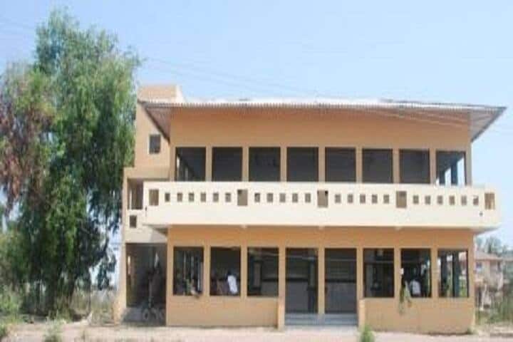 Naran Lala Law College campus in Navsari, Gujarat, India — photo 2