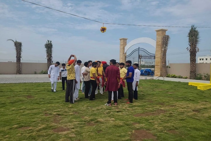 Dunes College campus in Kutch, Gujarat, India — photo 5