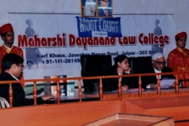 Maharshi Dayanand Law College campus in Jaipur, Rajasthan, India — photo 3
