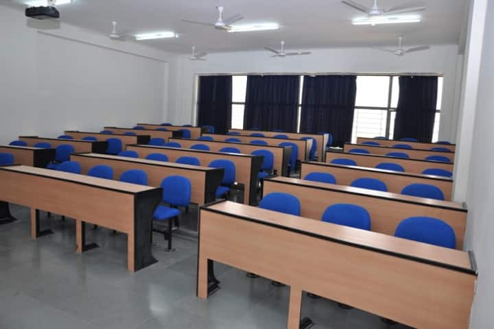 Amity Institute of Biotechnology campus in Noida, Uttar Pradesh, India — photo 2