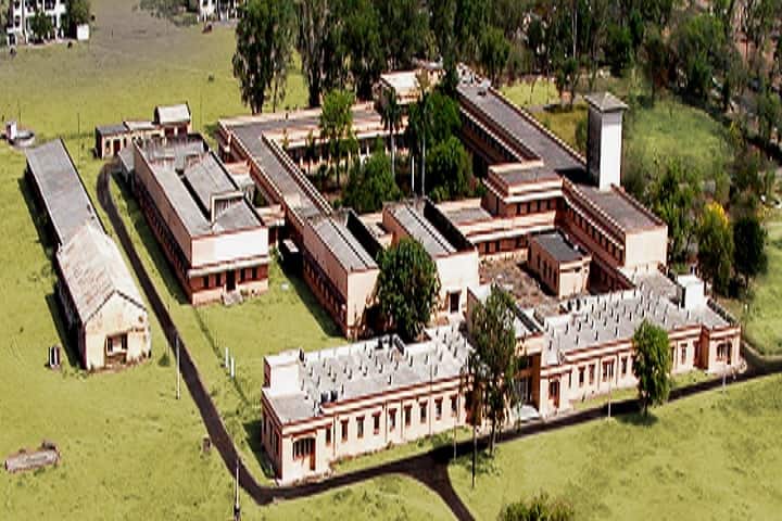 Ujjain Polytechnic College campus in Ujjain, Madhya Pradesh, India — photo 1