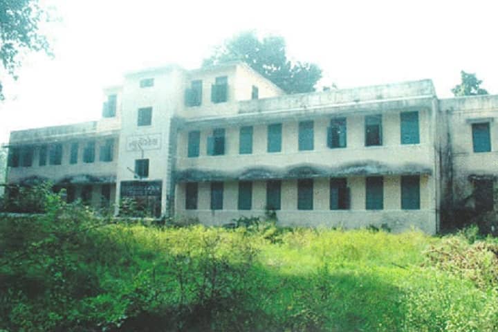 MS Bhagat and CS Sonawala Law College campus in Nadiad, Gujarat, India — photo 4