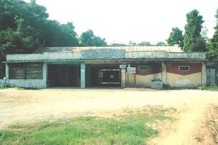 MS Bhagat and CS Sonawala Law College campus in Nadiad, Gujarat, India — photo 5