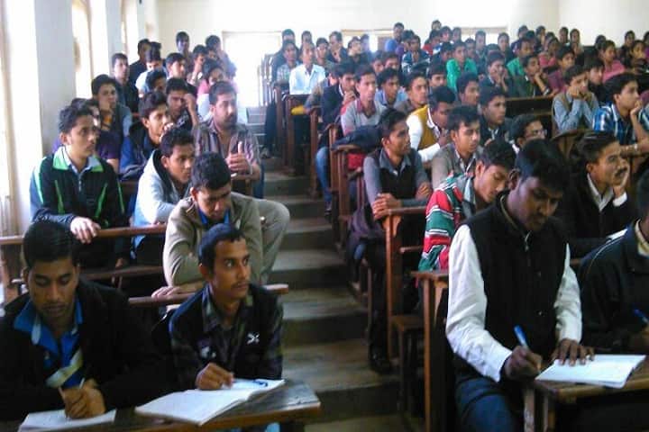 MS Bhagat and CS Sonawala Law College campus in Nadiad, Gujarat, India — photo 6
