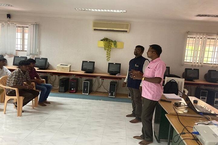 Thiru Ramakrishna Nallammai Polytechnic College campus in Tiruppur, Tamil Nadu, India — photo 2