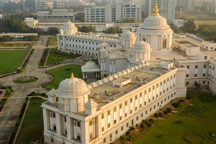 Sri Sathya Sai Institute of Higher Medical Sciences campus in Bangalore, Karnataka, India — photo 1