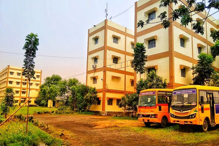 Rampurhat Nursing Institution campus in Birbhum, West Bengal, India — photo 1