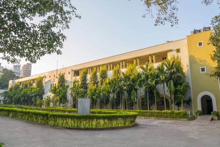 Modern Education Society's New Law College campus in Mumbai, Maharashtra, India — photo 4