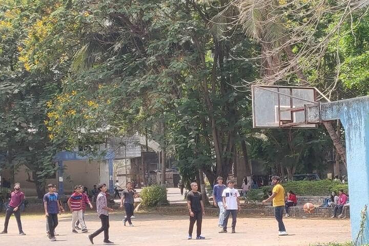 Modern Education Society's New Law College campus in Mumbai, Maharashtra, India — photo 6