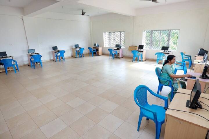 PVS College of Nursing campus in Pantheeramkavu, Kerala, India — photo 6