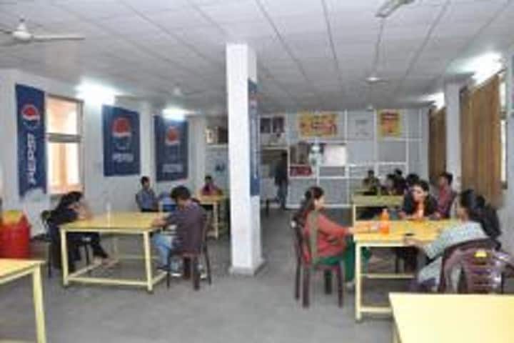 Delhi Institute of Sciences and Technology campus in New Delhi, Delhi, India — photo 3