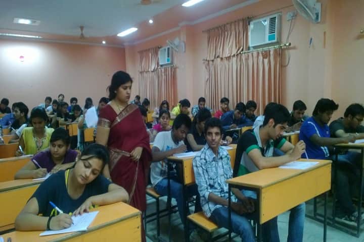 Delhi Institute of Sciences and Technology campus in New Delhi, Delhi, India — photo 4