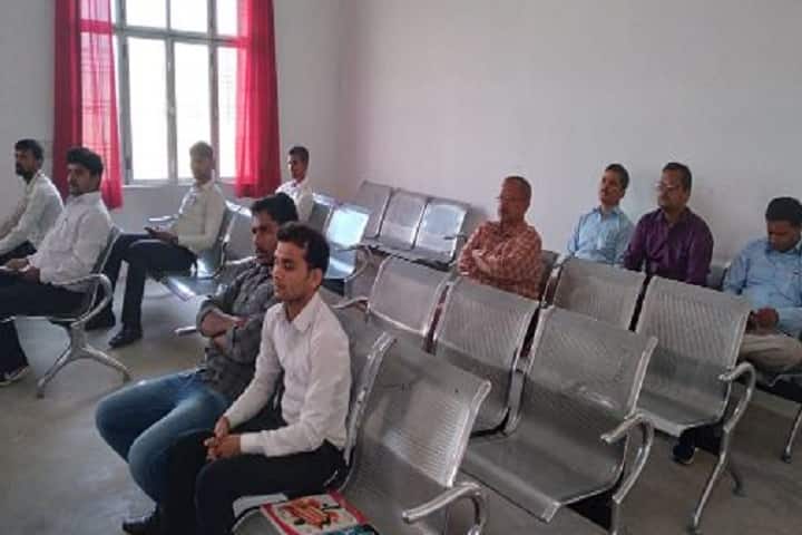Manu Law College campus in Maharajganj, Uttar Pradesh, India — photo 3