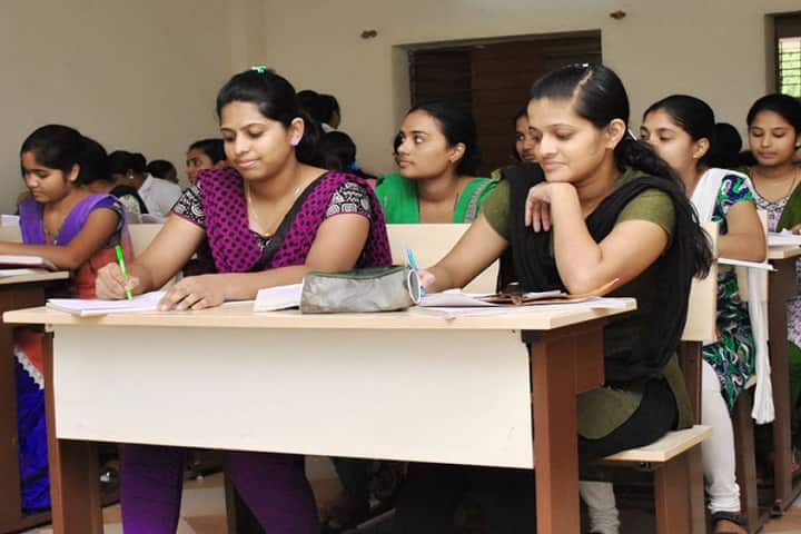 Manmeet Nagar Law College campus in Lakhimpur Kheri, Uttar Pradesh, India — photo 3