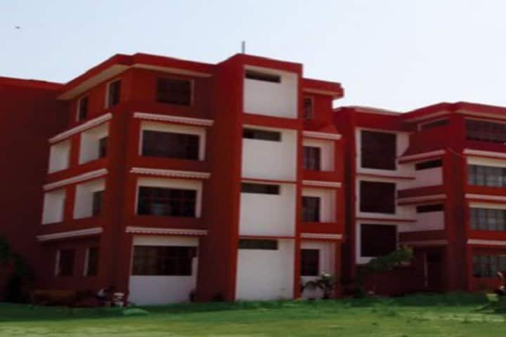 Mangla Devi Smarak Law College campus in Allahabad, Uttar Pradesh, India — photo 1