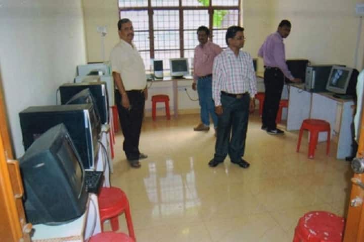 Chaudhary Dilip Singh Law College campus in Bhind, Madhya Pradesh, India — photo 5